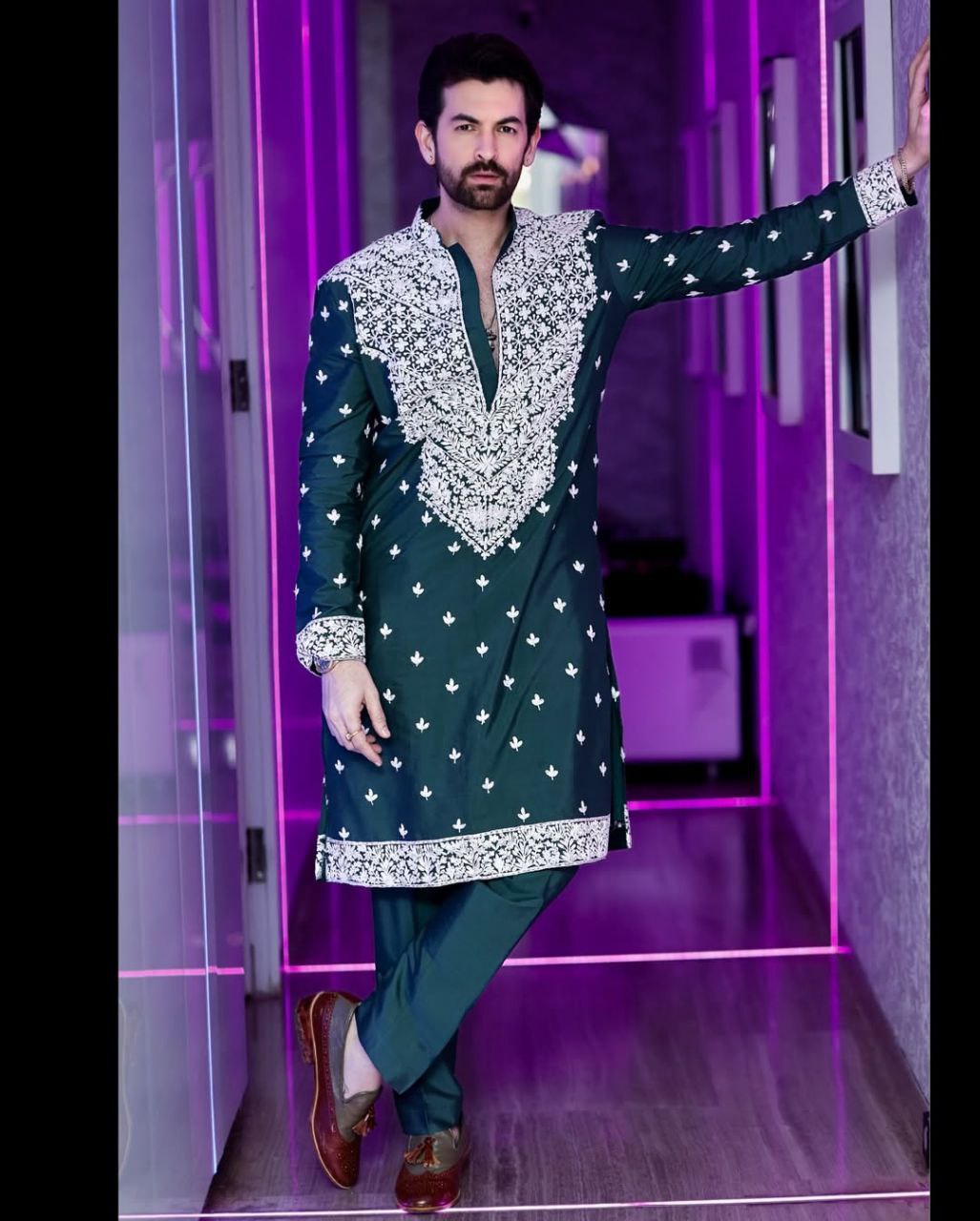 Deep Green Silk Kurta with Resham Work