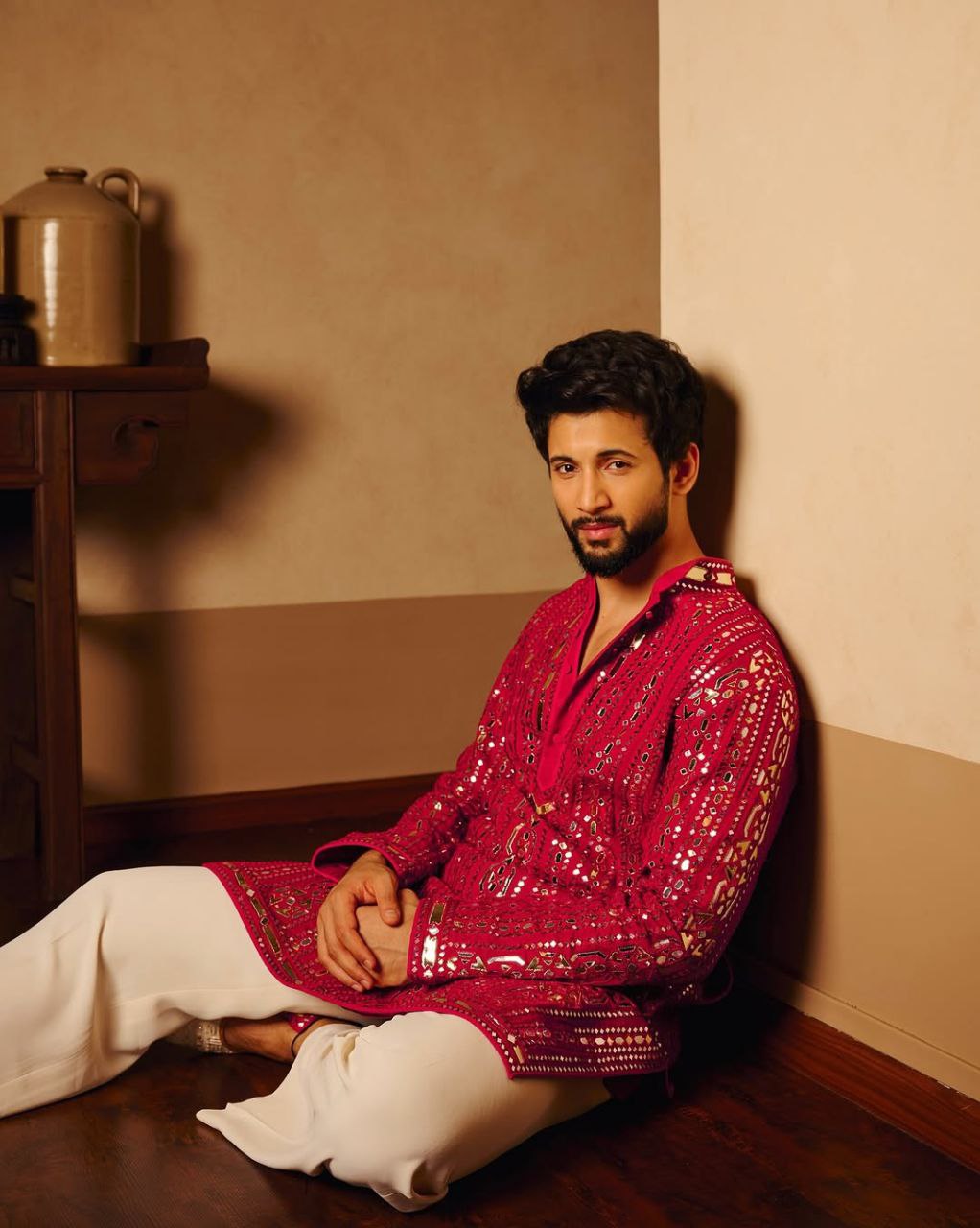 Hot Pink Embroidered Kurta Pyjama with Stole