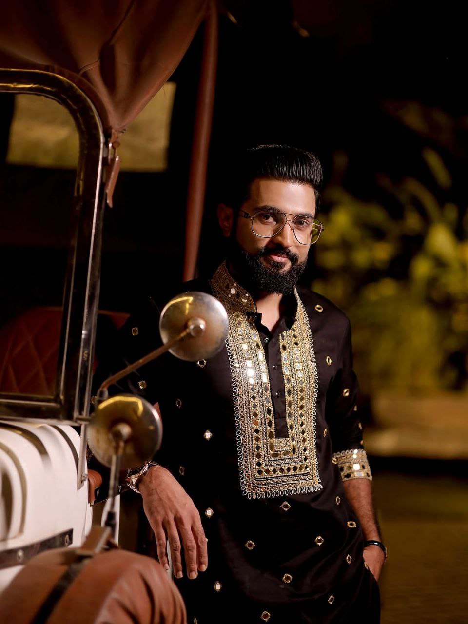 The Black Mirror-Work Kurta Set