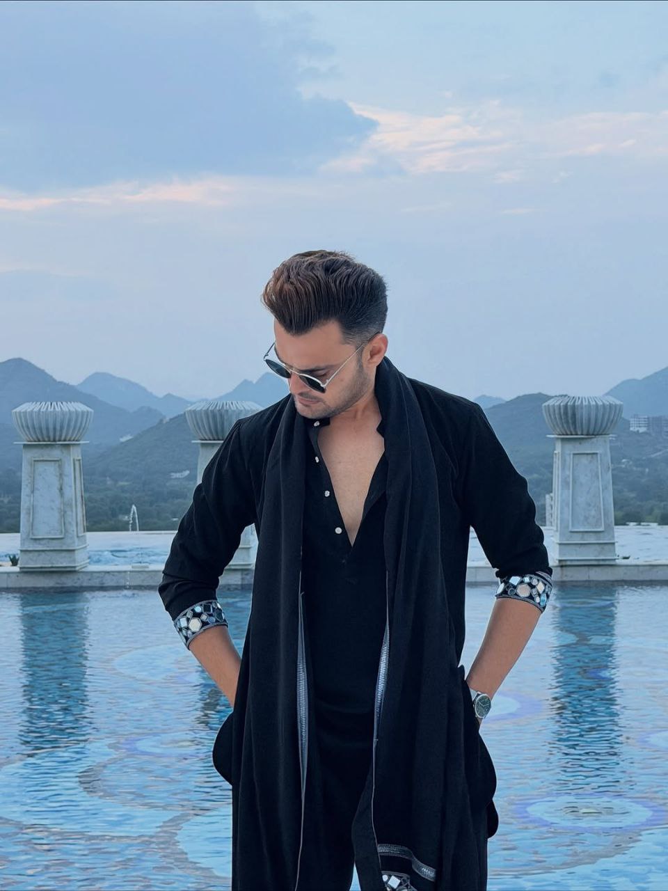 Black Indo-Western Kurta Ensemble with Embellished Stole