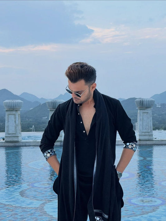 Black Indo-Western Kurta Ensemble with Embellished Stole