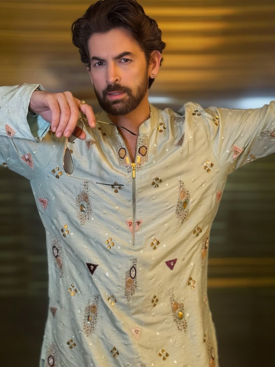 Signature Aligned Embroidery Kurta